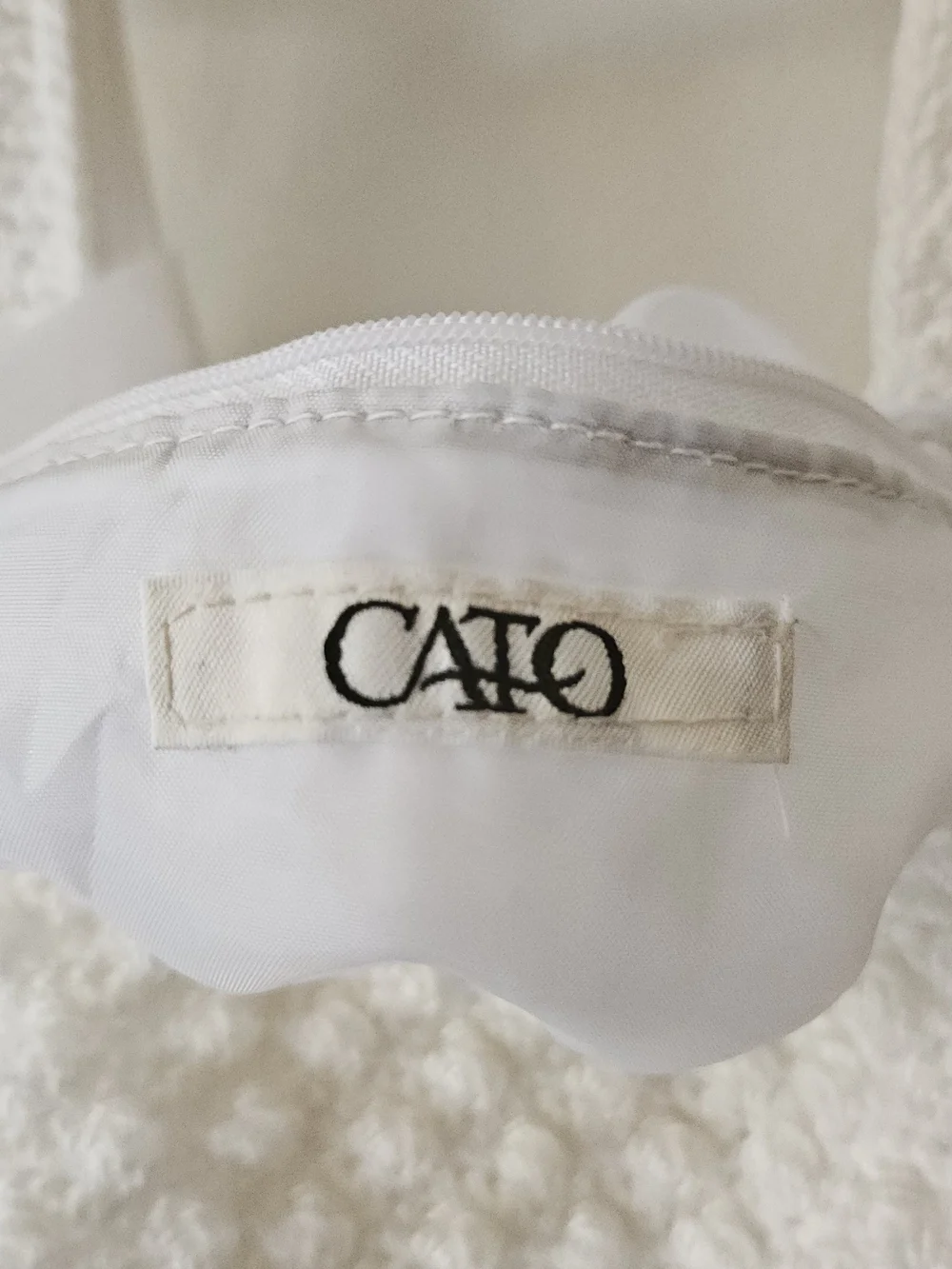 Cato White Crochet Hobo Bag 161